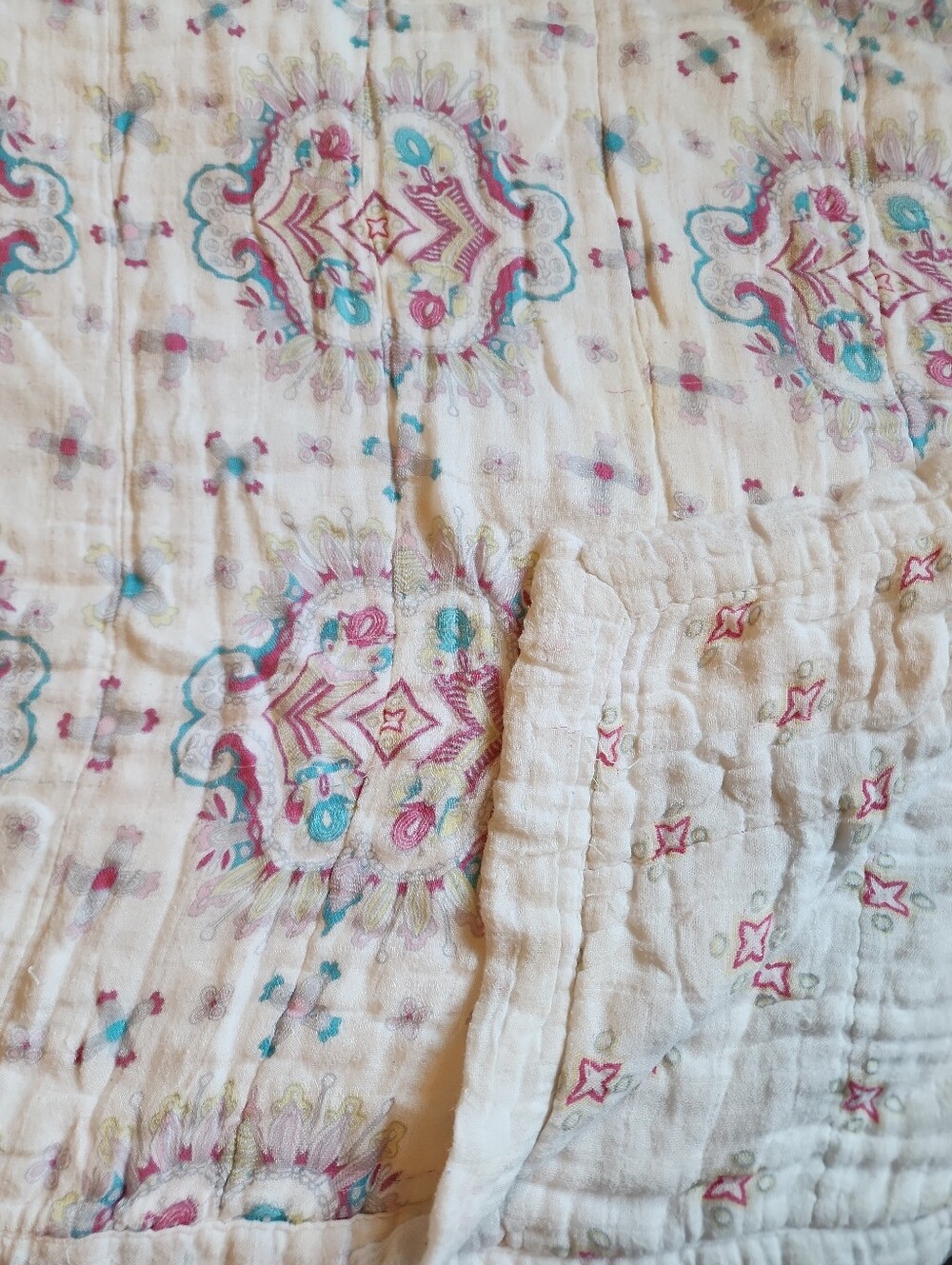 Aden Anais Dream Blanket Cotton Medallion Quilted White Pink & Teal Baby Mandala